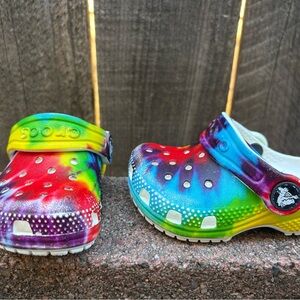 CROCS Kids Rainbow Water Shoes